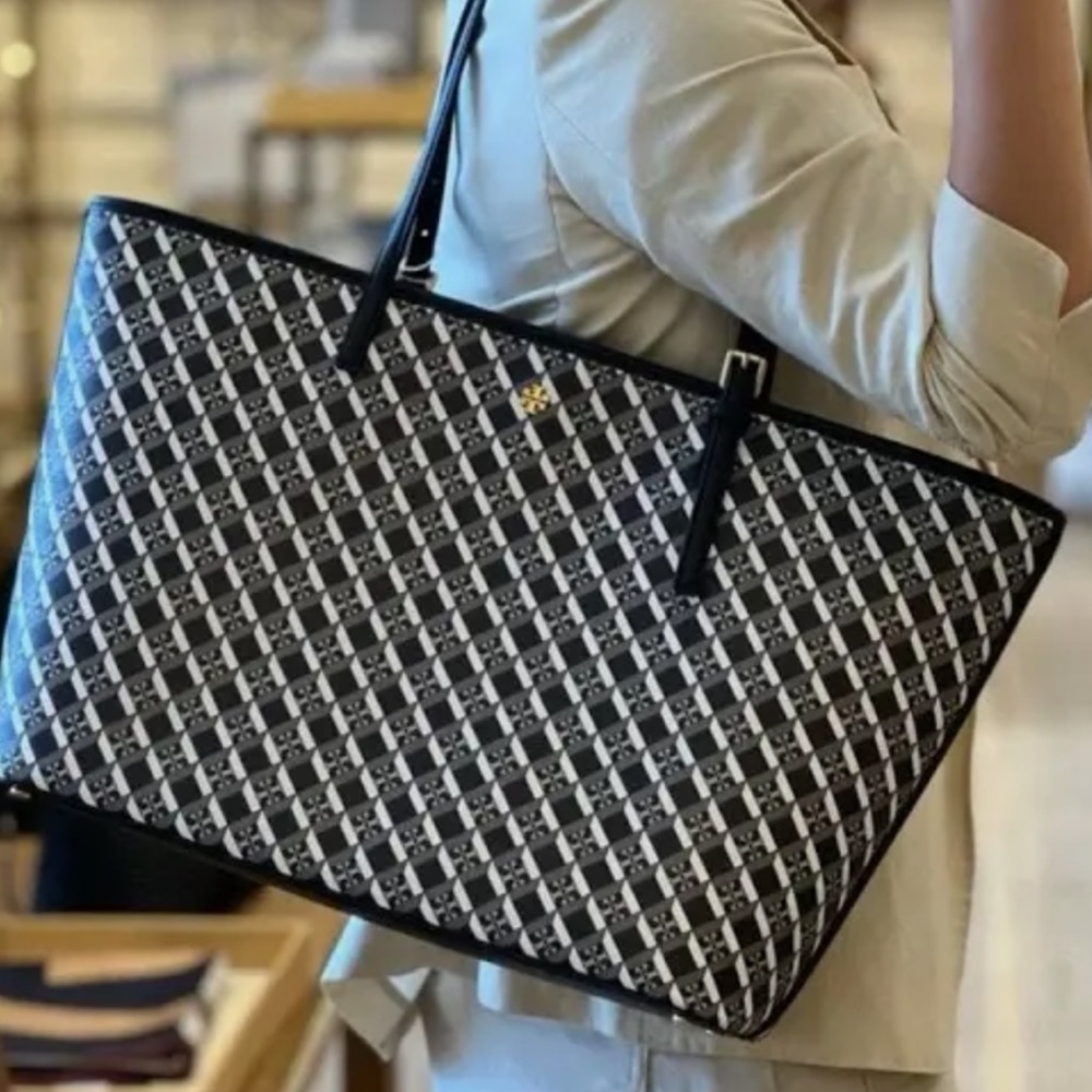 Gently used Tory Burch 143364 Geo Logo Top Zip Tote Black Shoulder Bag $398 - Picture 2 of 6